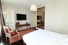 Location
T2 lumineux