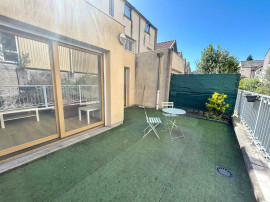 
                                                                                        Location
                                                                                         T2 lumineux avec terrasse privée St Leu Amiens