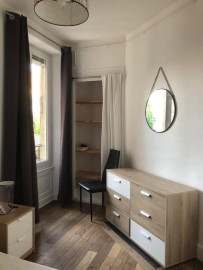 
                                                                                        Location
                                                                                         T2 Lyon 7è