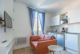 
                                                                                        Location
                                                                                         T2 meublé • 30 m² Rue Arago