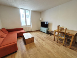 
                                                                                        Location
                                                                                         T2 meublé 36m2 au calme entièrement rénové