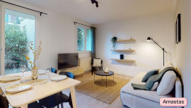Location
T2 meublé 50m² traversant avec jardin + balcon