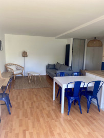 
                                                                                        Location
                                                                                         T2 meublé 53m2 Le Bouscat