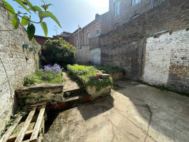 
                                                                                        Location
                                                                                         T2 meublé avec jardin privatif