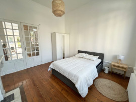 
                                                                                        Location
                                                                                         T2 meublé avec jardin privatif