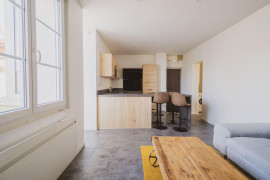 
                                                                                        Location
                                                                                         T2 Meublé - cœur de Quartier 7 Deniers