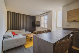 
                                                                                        Location
                                                                                         T2 Meublé - cœur de Quartier 7 Deniers