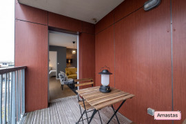 Location
T2 meublé de 35m² rénové au dernier étage avec terrasse et salle de sport !