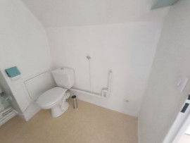 Location
T2 meublé en duplex avec parking, quartier St-Leu