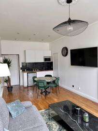 
                                                                                        Location
                                                                                         T2 meublé et équipé 32m² neuf vue sur l’eau