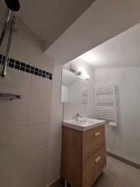 
                                                                                        Location
                                                                                         T2 meublé mansardé TOULOUSE impasse des minimes