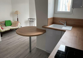 
                                                                                        Location
                                                                                         T2 meublé Paris 15 Cambronne