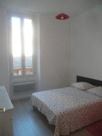 
                                                                                        Location
                                                                                         T2 meublé sécurisé  37m² proche CENTRE VILLE