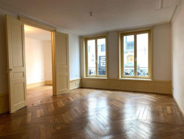 
                                                                                        Location
                                                                                         T2 Nancy centre ville