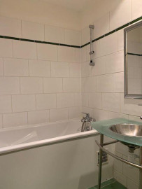 
                                                                                        Location
                                                                                         T2 Nancy centre ville
