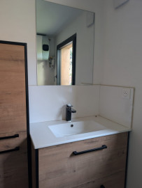 Location
T2 neuf et semi équipée dans jolie maison de ville