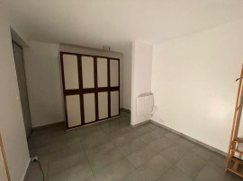 
                                                                                        Location
                                                                                         T2 non meublé – 40 m² – Cergy Village – Disponible