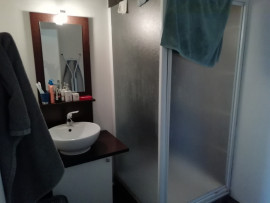 
                                                                                        Location
                                                                                         T2 nu Artugues près de Bordeaux