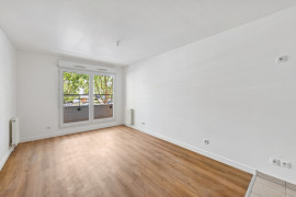 
                                                                                        Vente
                                                                                         T2 pièces avec balcon - ST OUEN L'AUMONE