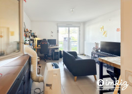 
                                                                                        Vente
                                                                                         T2 récent avec balcon et parking, loué clé en main