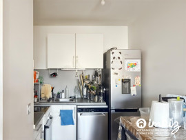 
                                                                                        Vente
                                                                                         T2 récent avec balcon et parking, loué clé en main