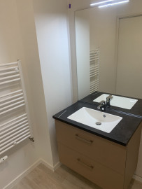 Location
T2 récent avec parking Lormont
