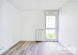 Vente
T2 refait à neuf avec balcon.