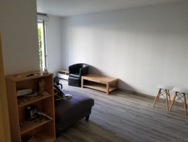 Location
T2 REFAIT A NEUF AVEC JARDIN GRAND PARC /CHARTRONS