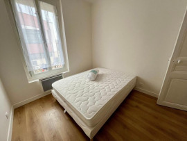 
                                                                                        Location
                                                                                         T2 refait à neuf Malakoff métro