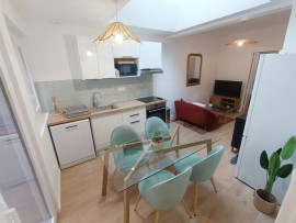 
                                                                                        Location
                                                                                         T2 rénové et meublé avec cour