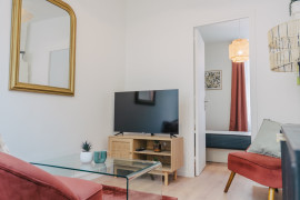 
                                                                                        Location
                                                                                         T2 rénové et meublé avec cour