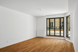 
                                                                                        Vente
                                                                                         T2 Rénové - Quartier Champs-Elysées - Paris 8