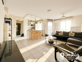 
                                                                                        Vente
                                                                                         T2 - Rives du Lez - 44m² - Avec meubles - Expo Sud