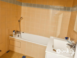 Vente
T2, très clair, bien entretenu, rénové en 2021