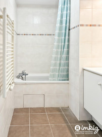 
                                                                                        Vente
                                                                                         T2 Vernaison centre avec garage