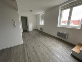 
                                                                                        Location
                                                                                         T2BIS en duplex secteur Place Jules Guesde à Lesquin