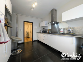 
                                                                                        Vente
                                                                                         T3  65m² traversant en RDC, luminosité et confort