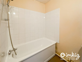 
                                                                                        Vente
                                                                                         T3 à Marseille 9ème arrondissement, limite 8ème