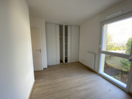 
                                                                                        Location
                                                                                         T3  Artigues-près-Bordeaux