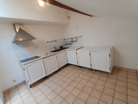 Location
T3 atypique avec bureau et parking