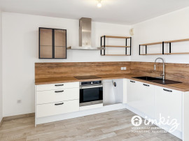 
                                                                                        Vente
                                                                                         T3 dernier etage avec terrasse et box