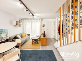 
                                                                                        Vente
                                                                                         T3 duplex entièrement rénové avec jardin