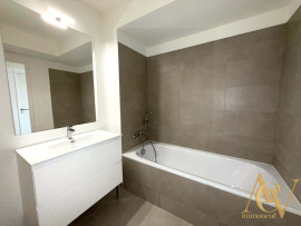 
                                                                                        Vente
                                                                                         T3 haut de gamme terrasse 32 m² & vue imprenable !