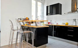 
                                                                                        Location
                                                                                         T3 idéalement situé sur la rue paradis Marseille