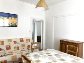 
                                                                                        Location
                                                                                         T3 meublé 52 m2 1er étage avenue de la Libération