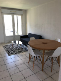 
                                                                                        Location
                                                                                         T3 meublé Bordeaux