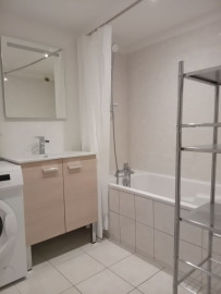 
                                                                                        Location
                                                                                         T3 meublé de 69,93 m – Villefranche-sur-Saône