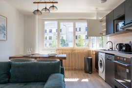 
                                                                                        Vente
                                                                                         T3 meublé eaux claires