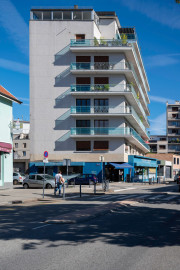 
                                                                                        Vente
                                                                                         T3 meublé eaux claires