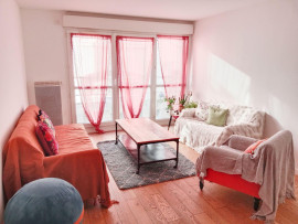 
                                                                                        Location
                                                                                         T3 meublé et équipé Centre Ville Argenteuil